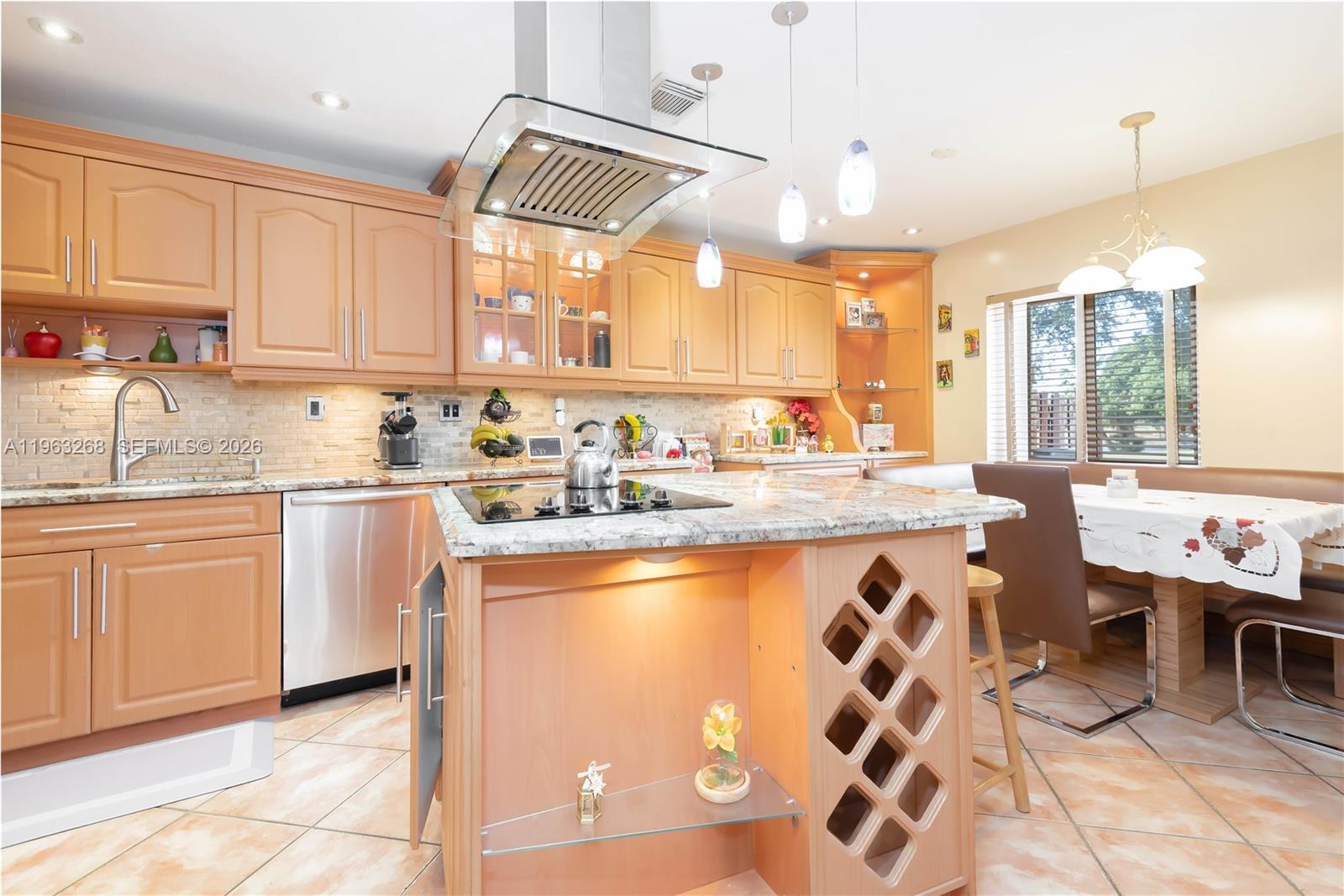 BONITA GOLF VIEW TOWNVILL - Residential