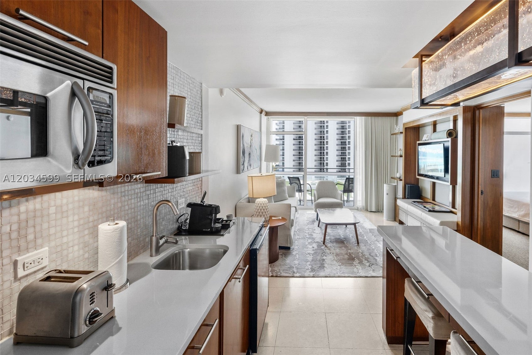 6801 Collins Ave 1010