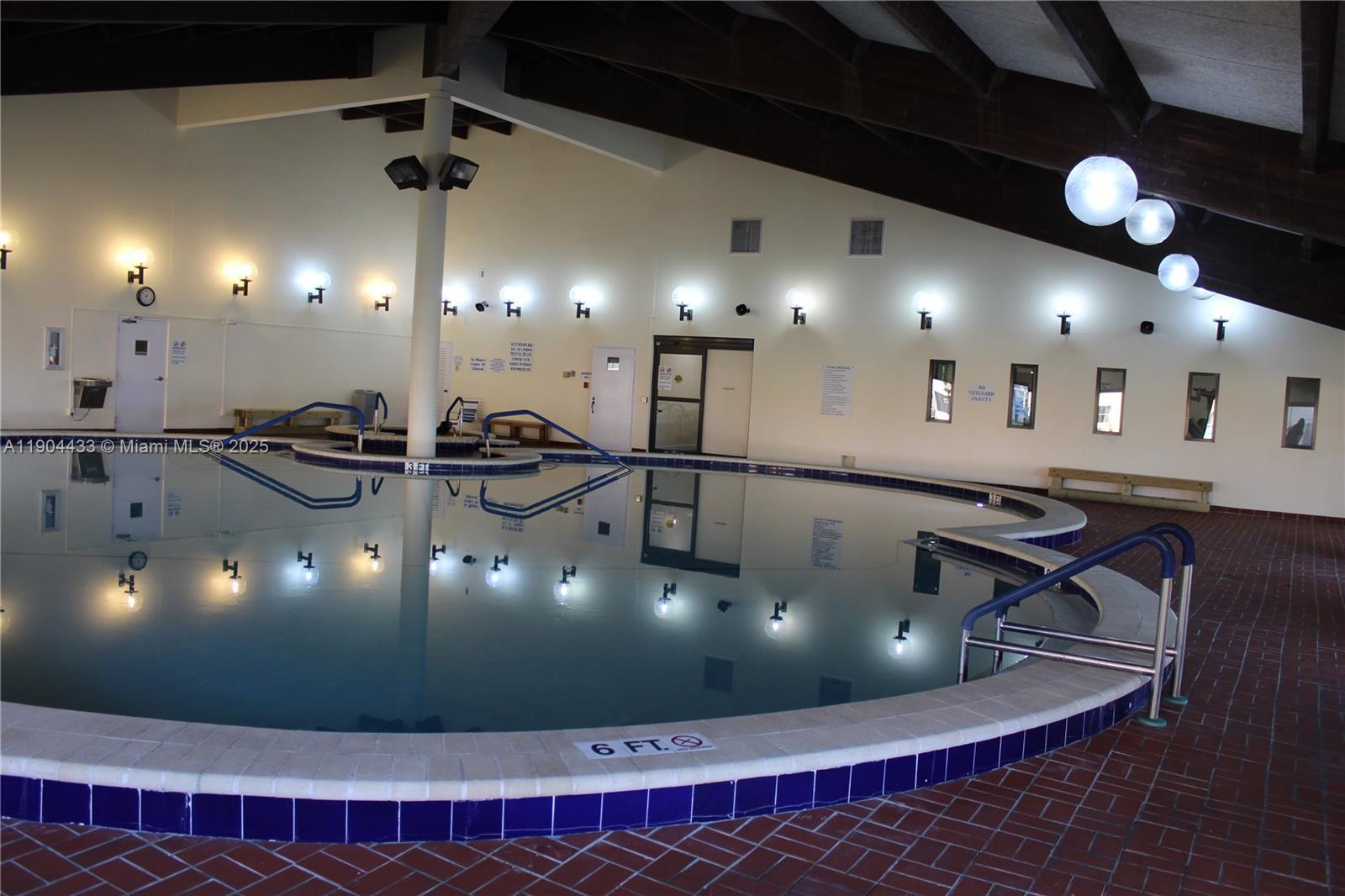 SUNRISE LAKES 133 CONDO - Residential