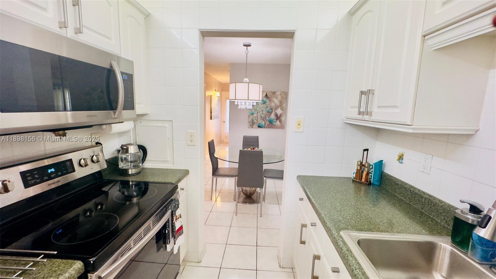 MAR-LEN GARDENS NO 6 CORP - Residential