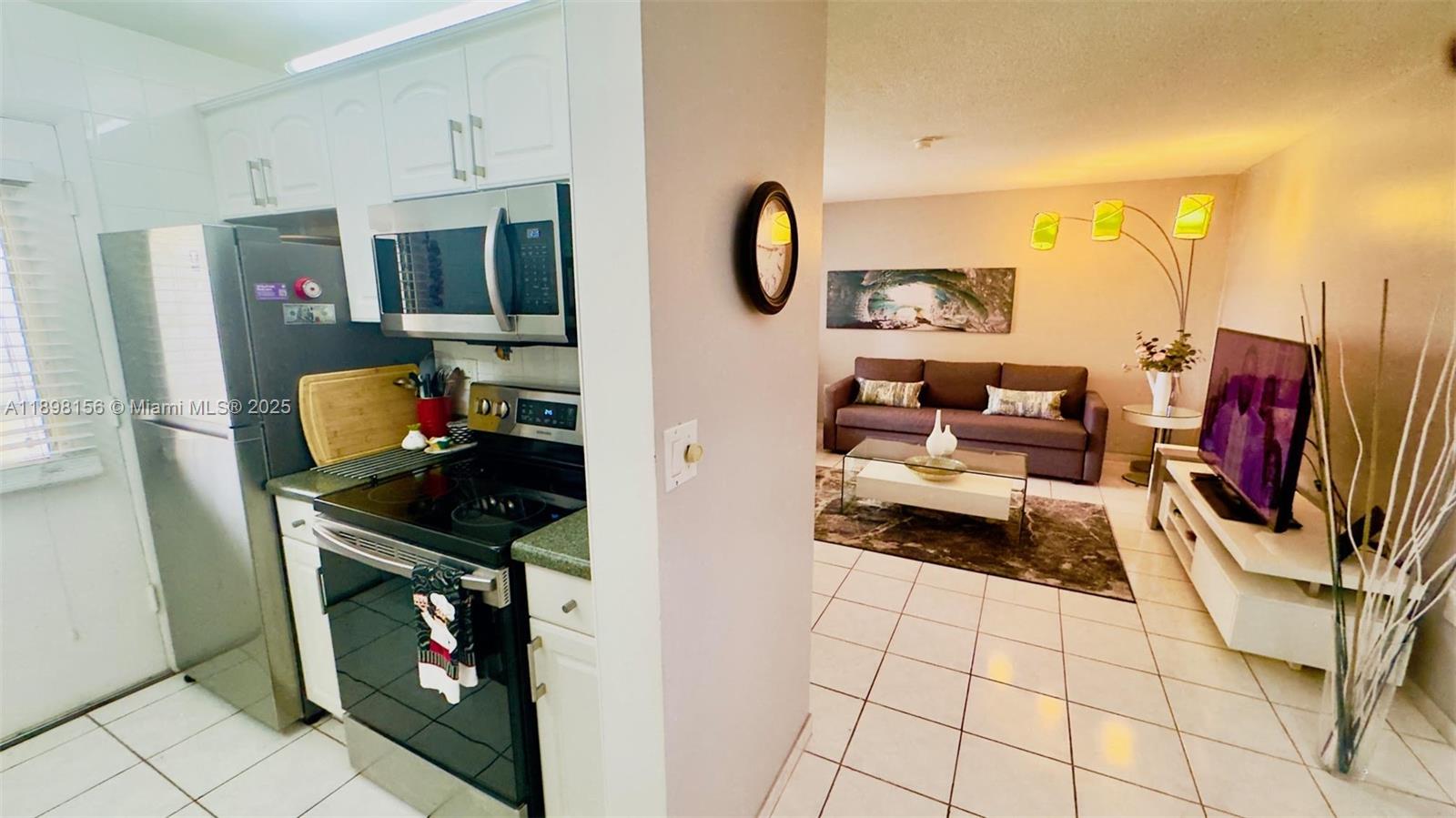 MAR-LEN GARDENS NO 6 CORP - Residential