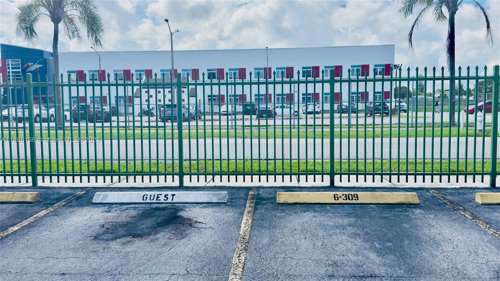 MAR-LEN GARDENS NO 6 CORP - Residential