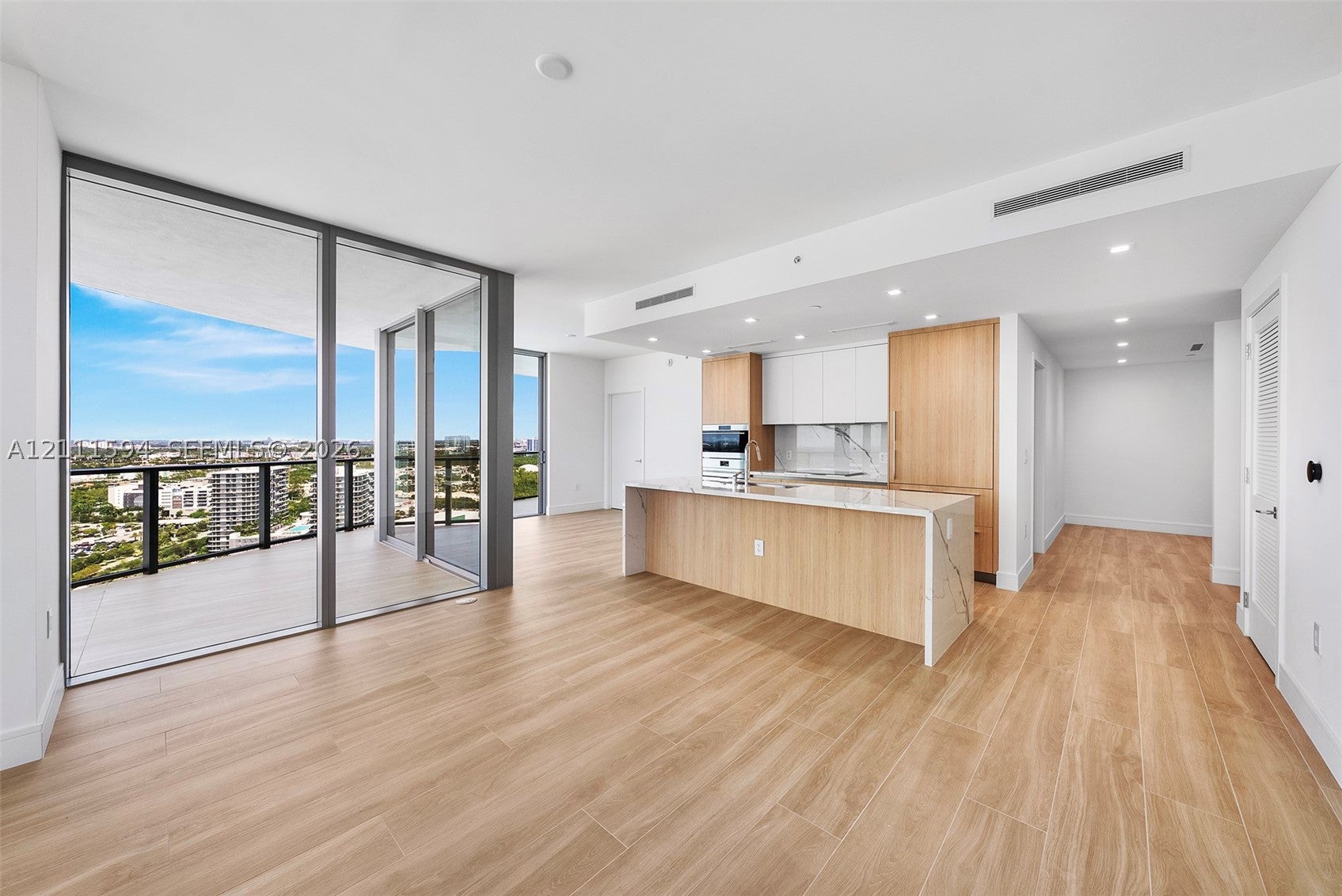 2411 Laguna Cir 2506