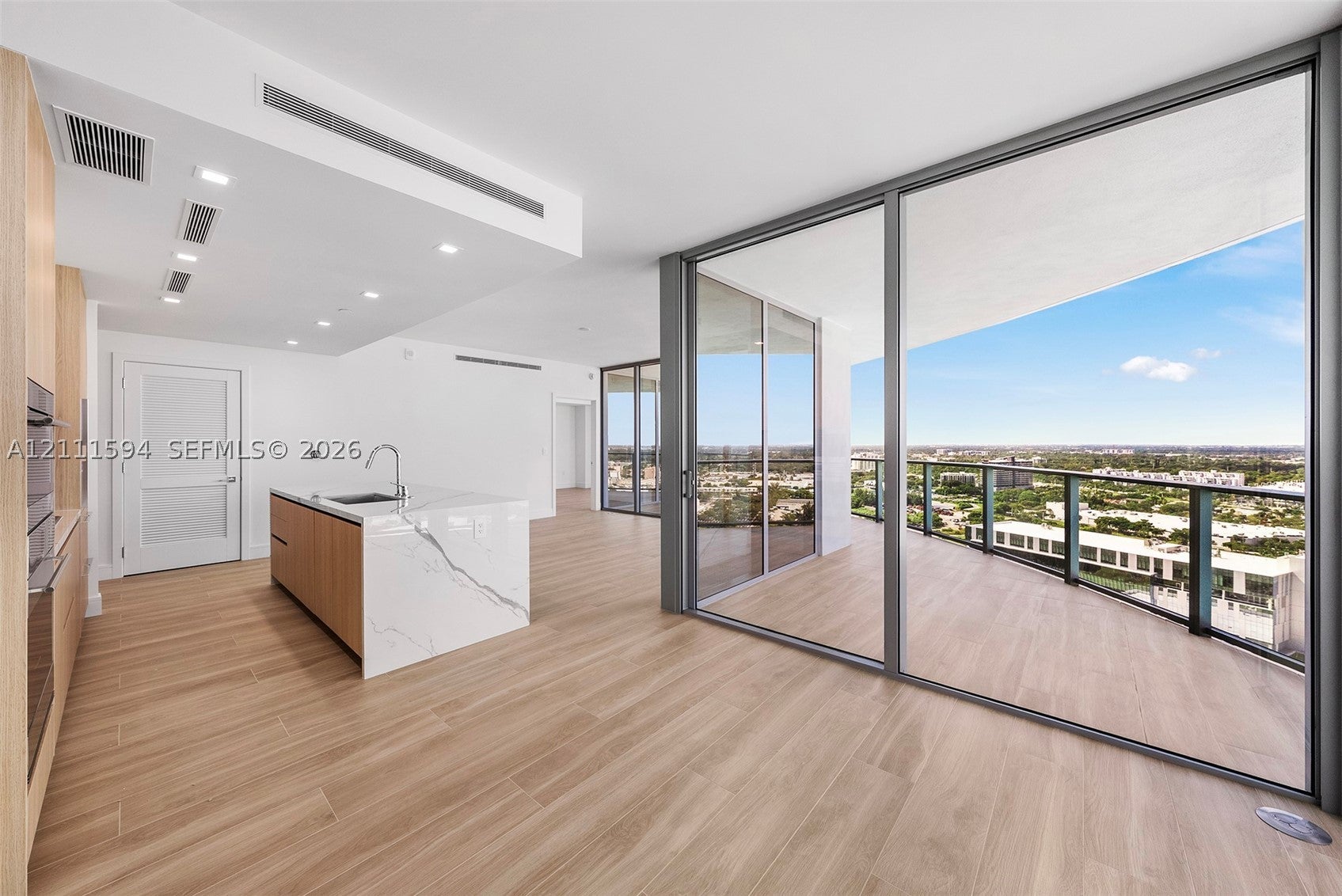 2411 Laguna Cir 2506
