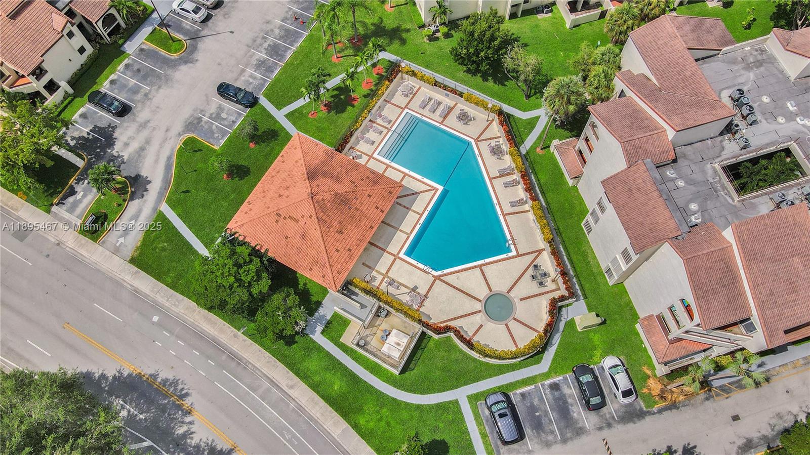 KENLAND POINTE CONDO IV - Residential Lease