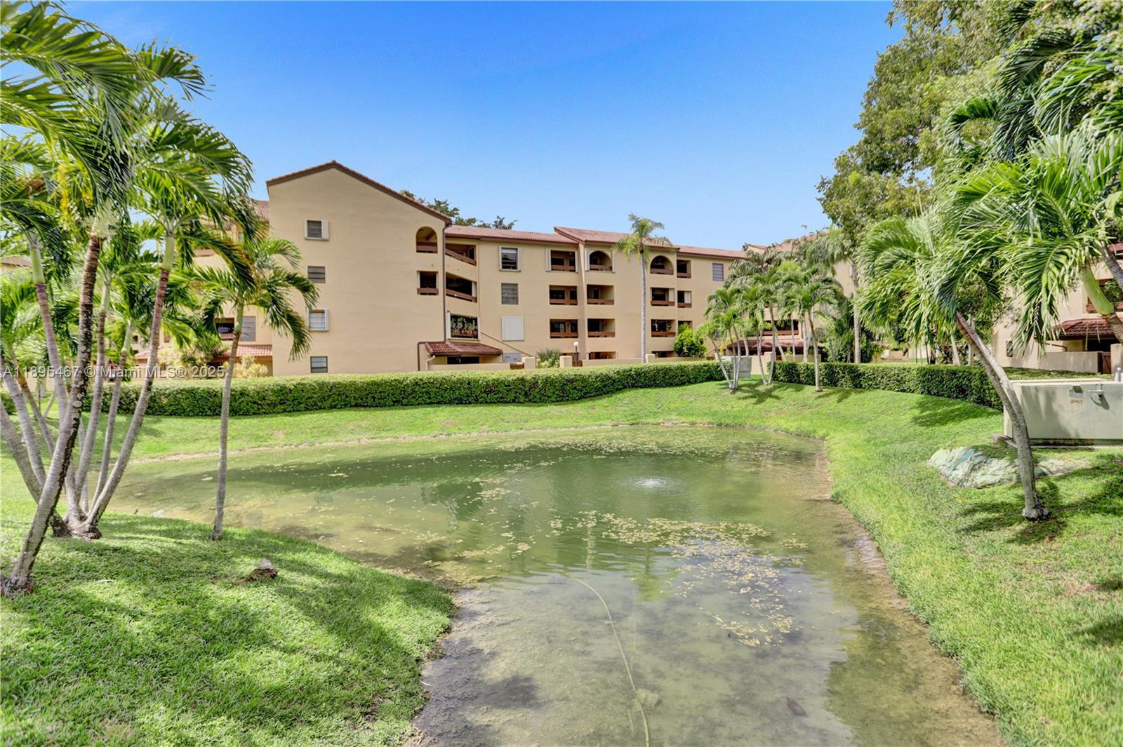 KENLAND POINTE CONDO IV - Residential Lease