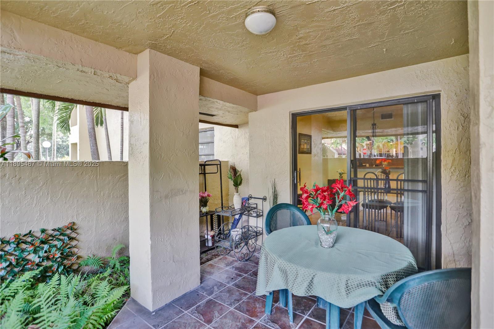 KENLAND POINTE CONDO IV - Residential Lease