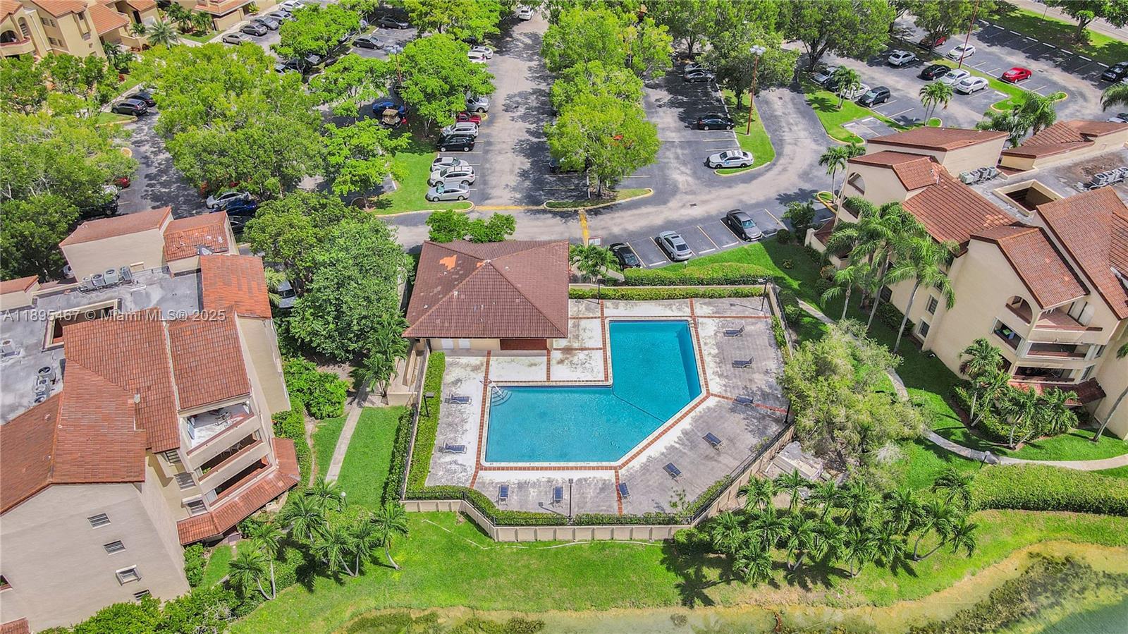KENLAND POINTE CONDO IV - Residential Lease