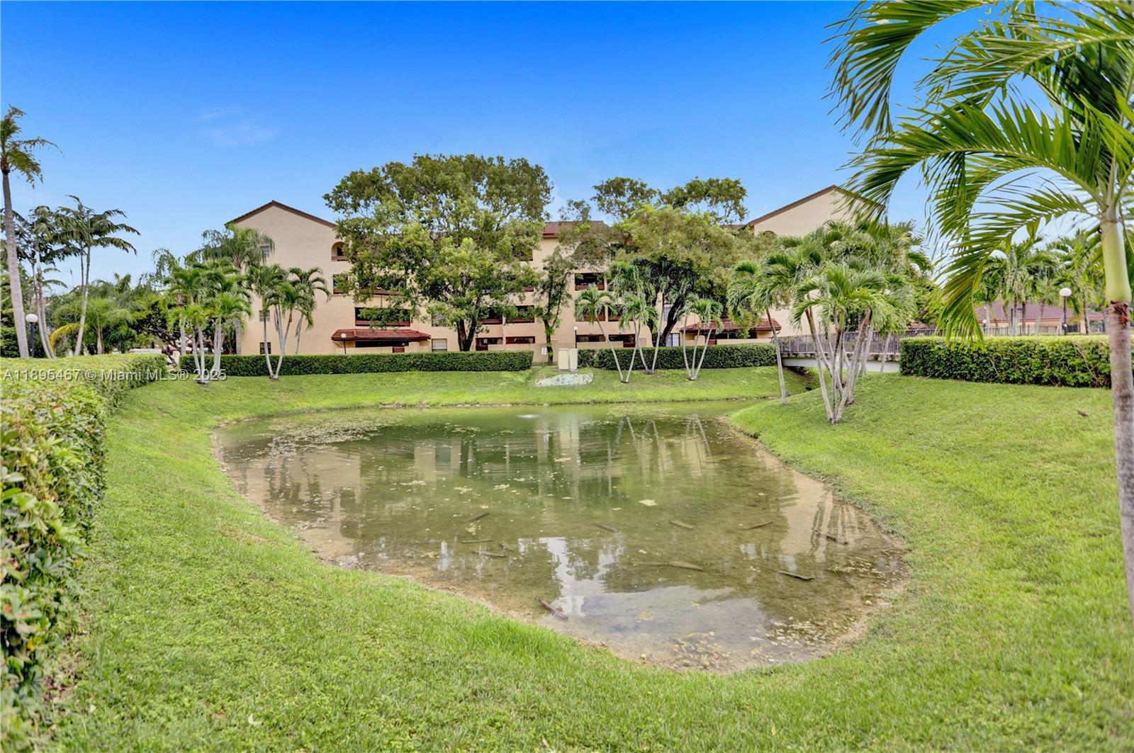 KENLAND POINTE CONDO IV - Residential Lease