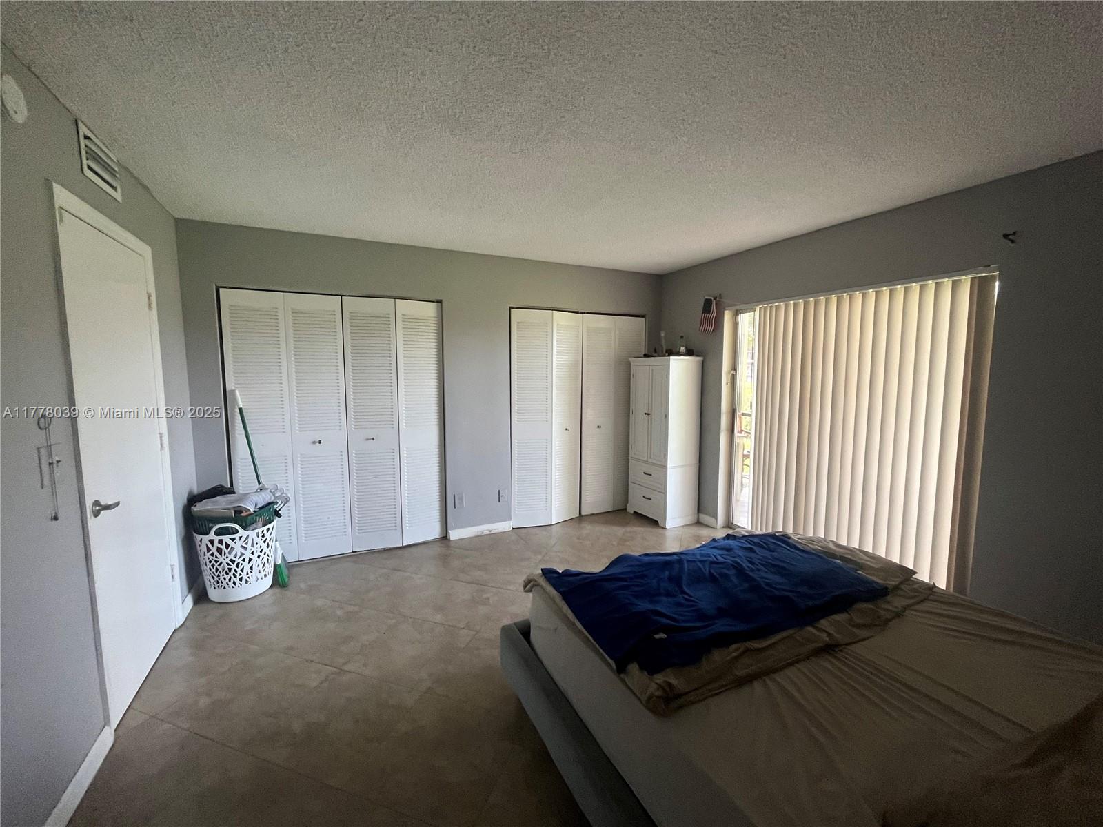 View photos, virtual tours, details... 1606 W Meadows Cir W 1606