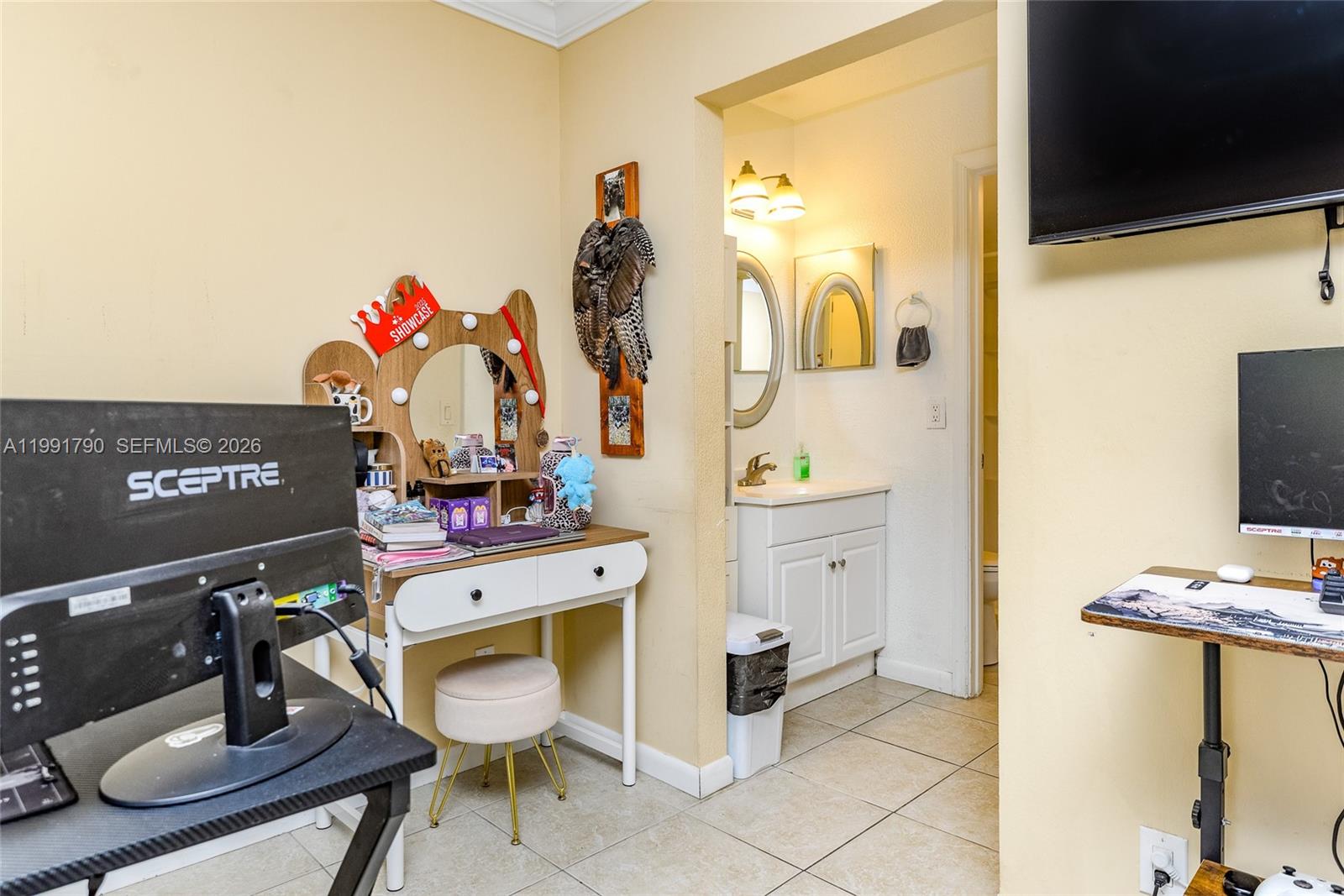 DEERFIELD PINES CONDO - Residential