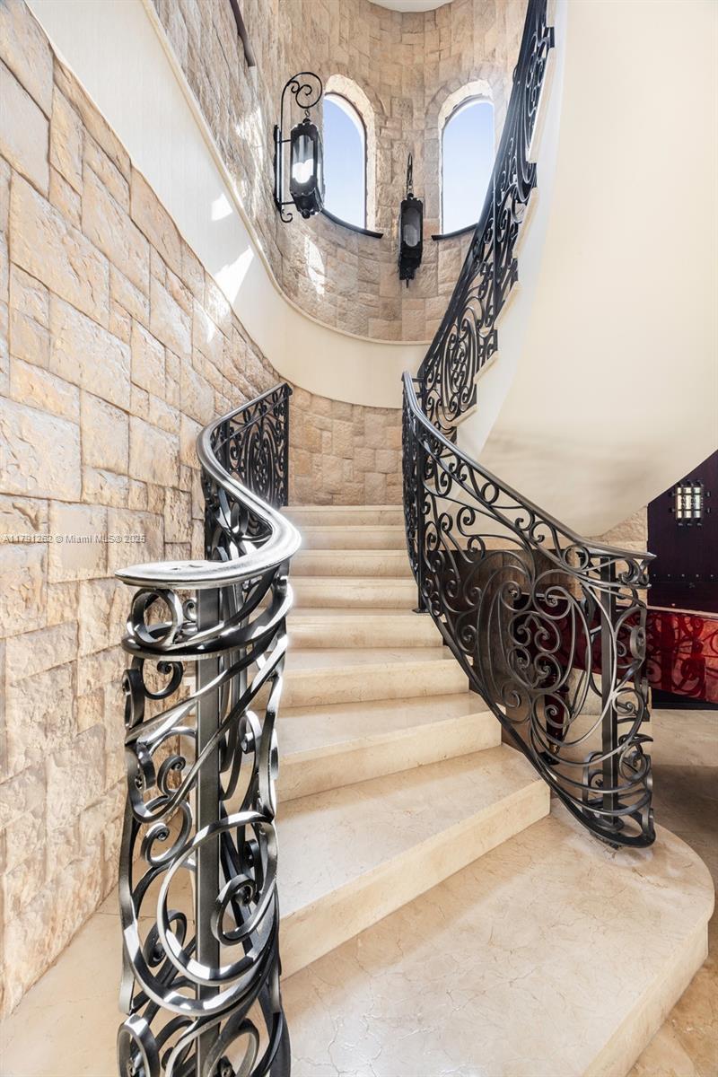 CORAL GABLES RIVIERA SEC - Residential Lease