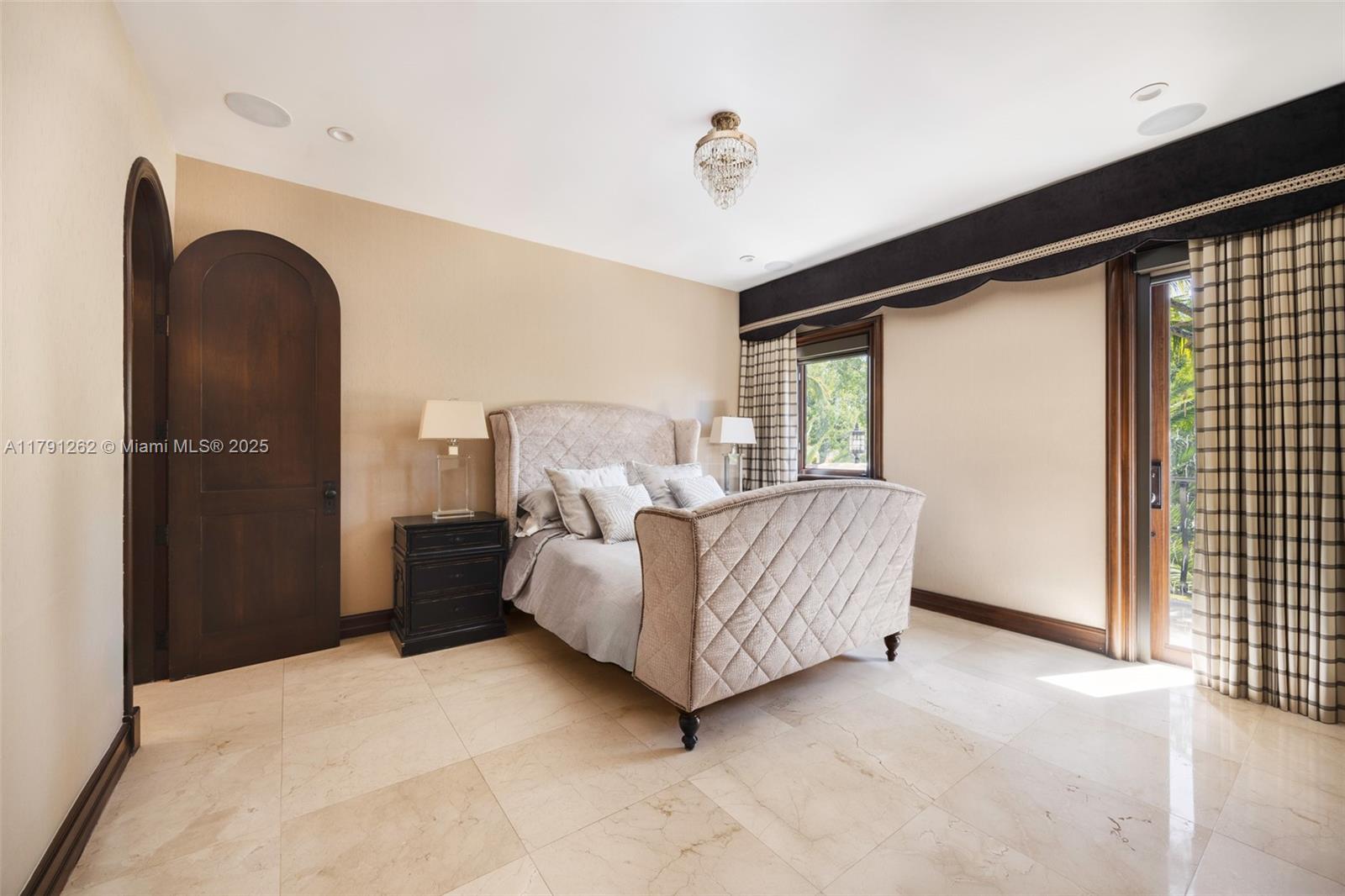 CORAL GABLES RIVIERA SEC - Residential Lease