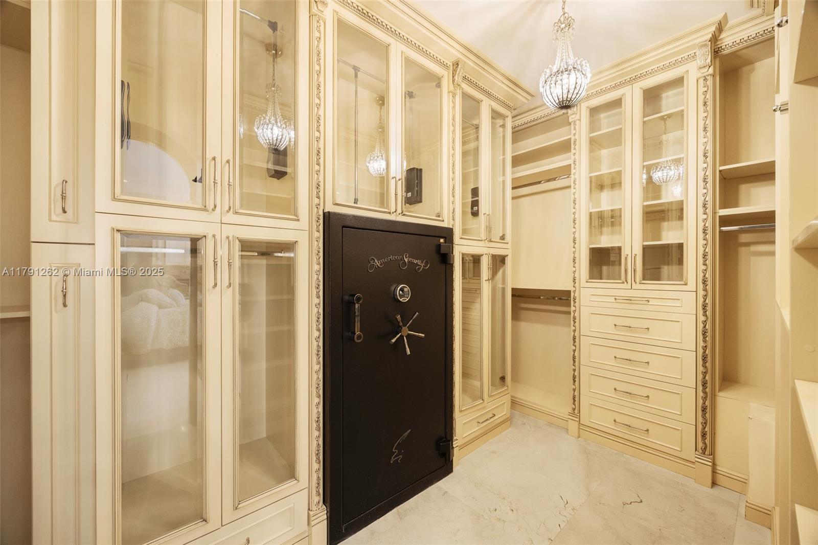 CORAL GABLES RIVIERA SEC - Residential Lease