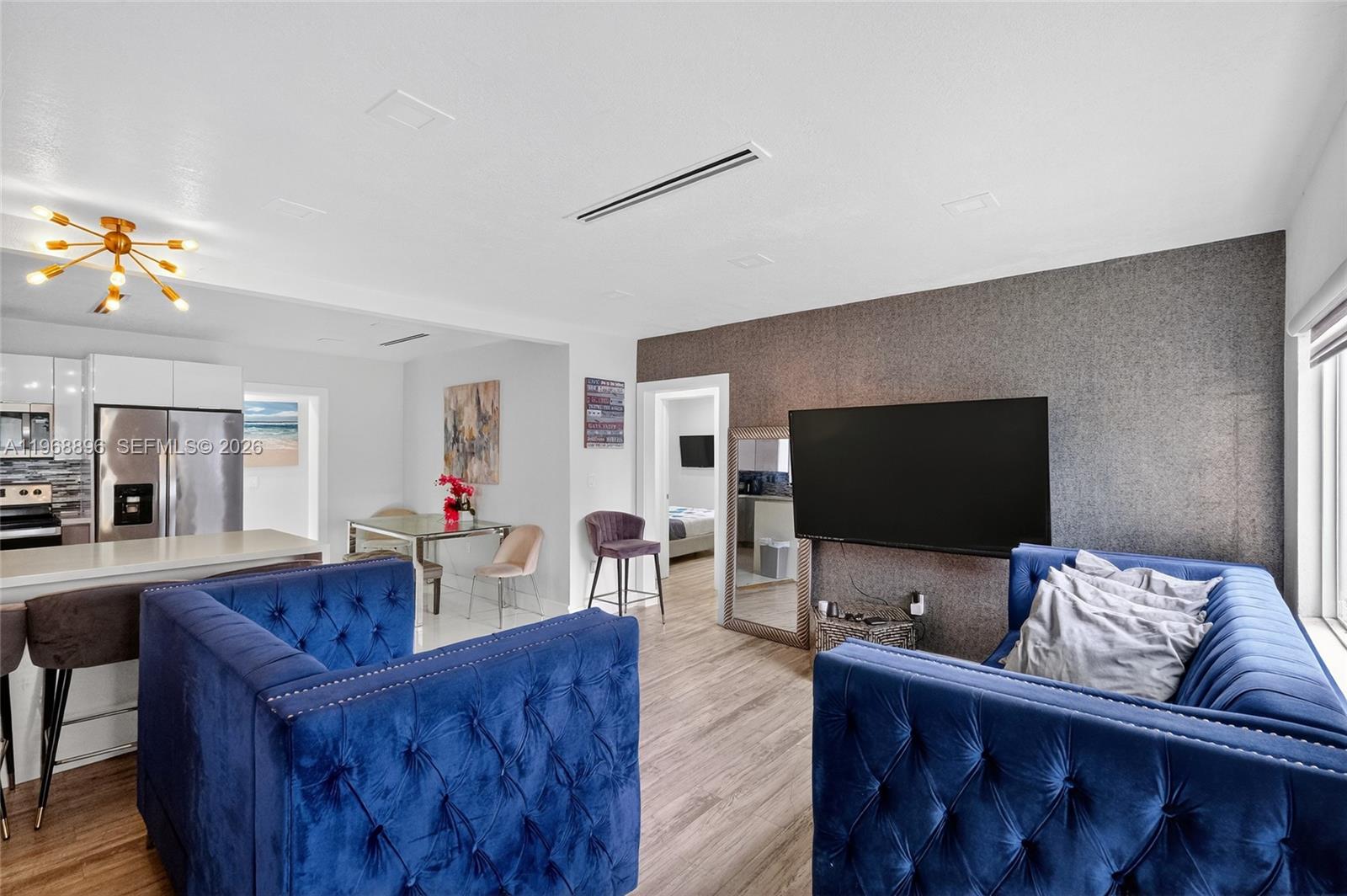 COLUMBIA PARK CORR PL - Residential