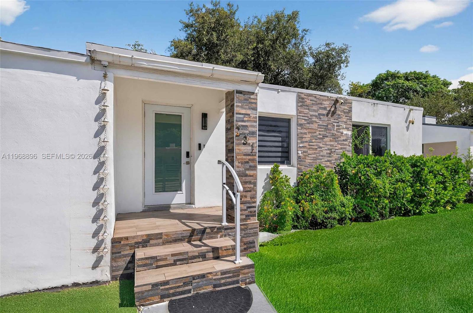 COLUMBIA PARK CORR PL - Residential