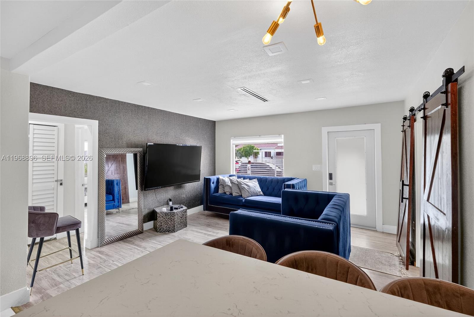 COLUMBIA PARK CORR PL - Residential