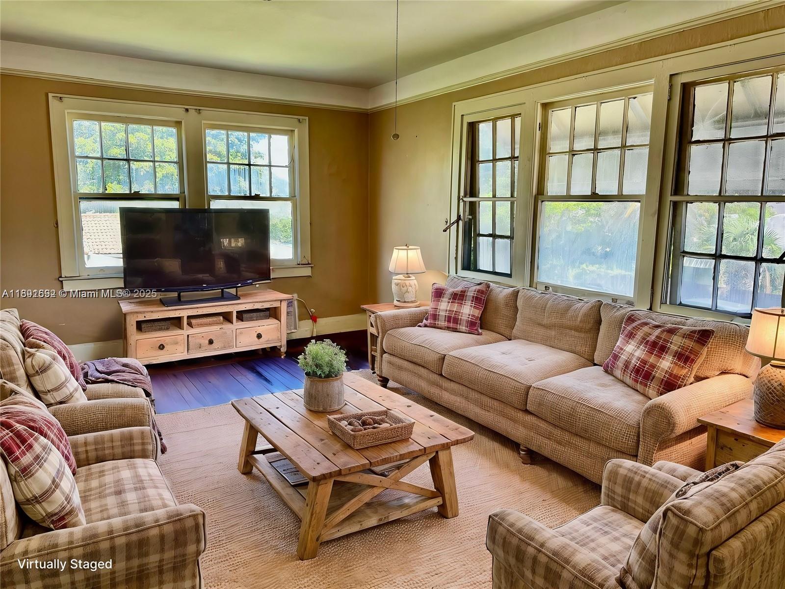 No pets/no exceptions ~ Corner unit & second floor, 1 bedroom / 1 bath with wood floors ~ Spacious light and bright living room with a lot of natural lighting ~ Ready to move in!