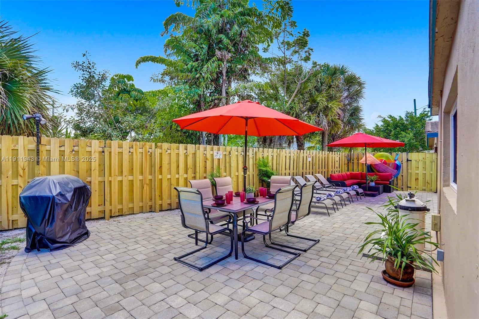 FAIRFAX BROLLIAR ADD SEC - Residential