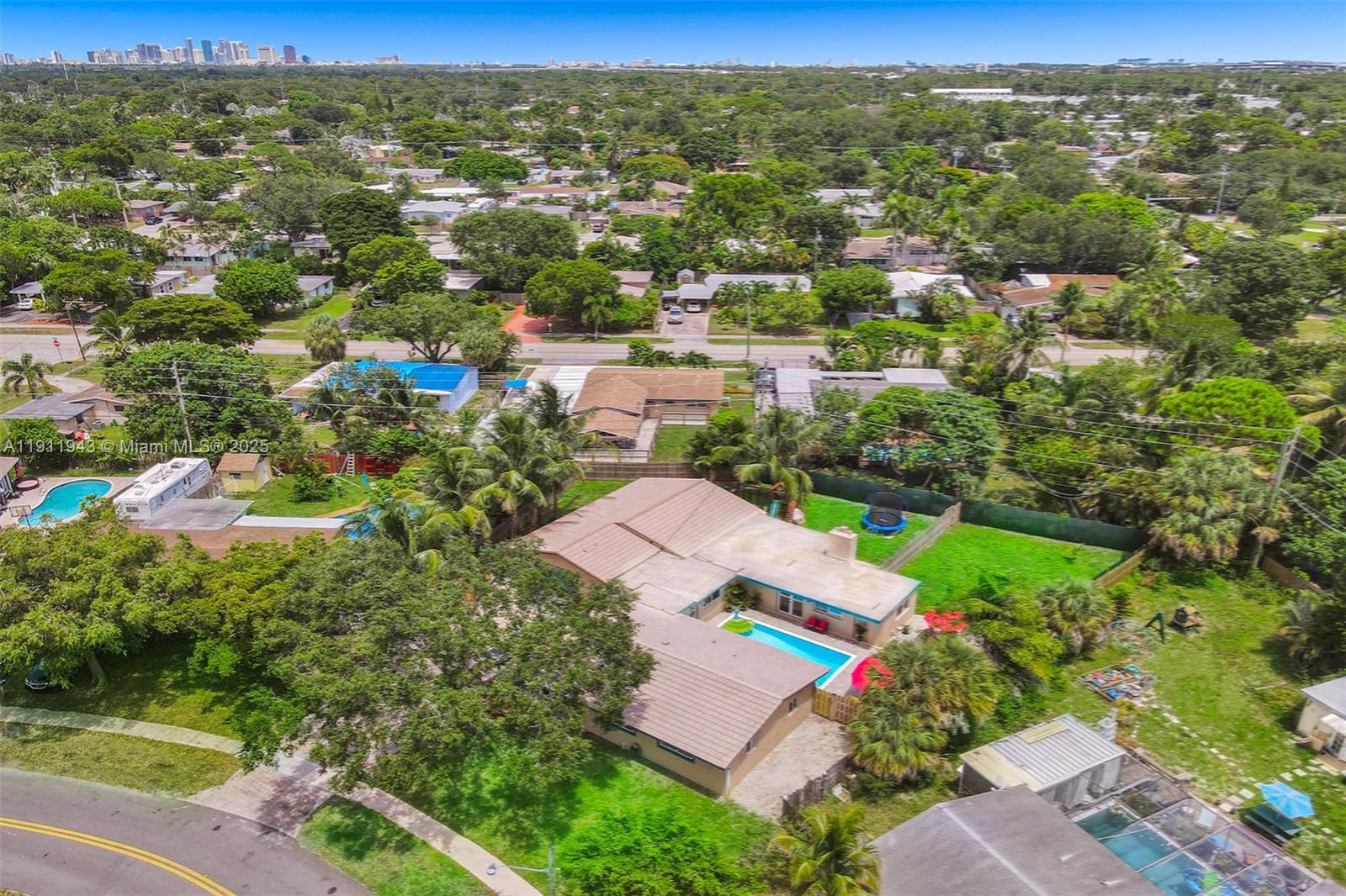 FAIRFAX BROLLIAR ADD SEC - Residential