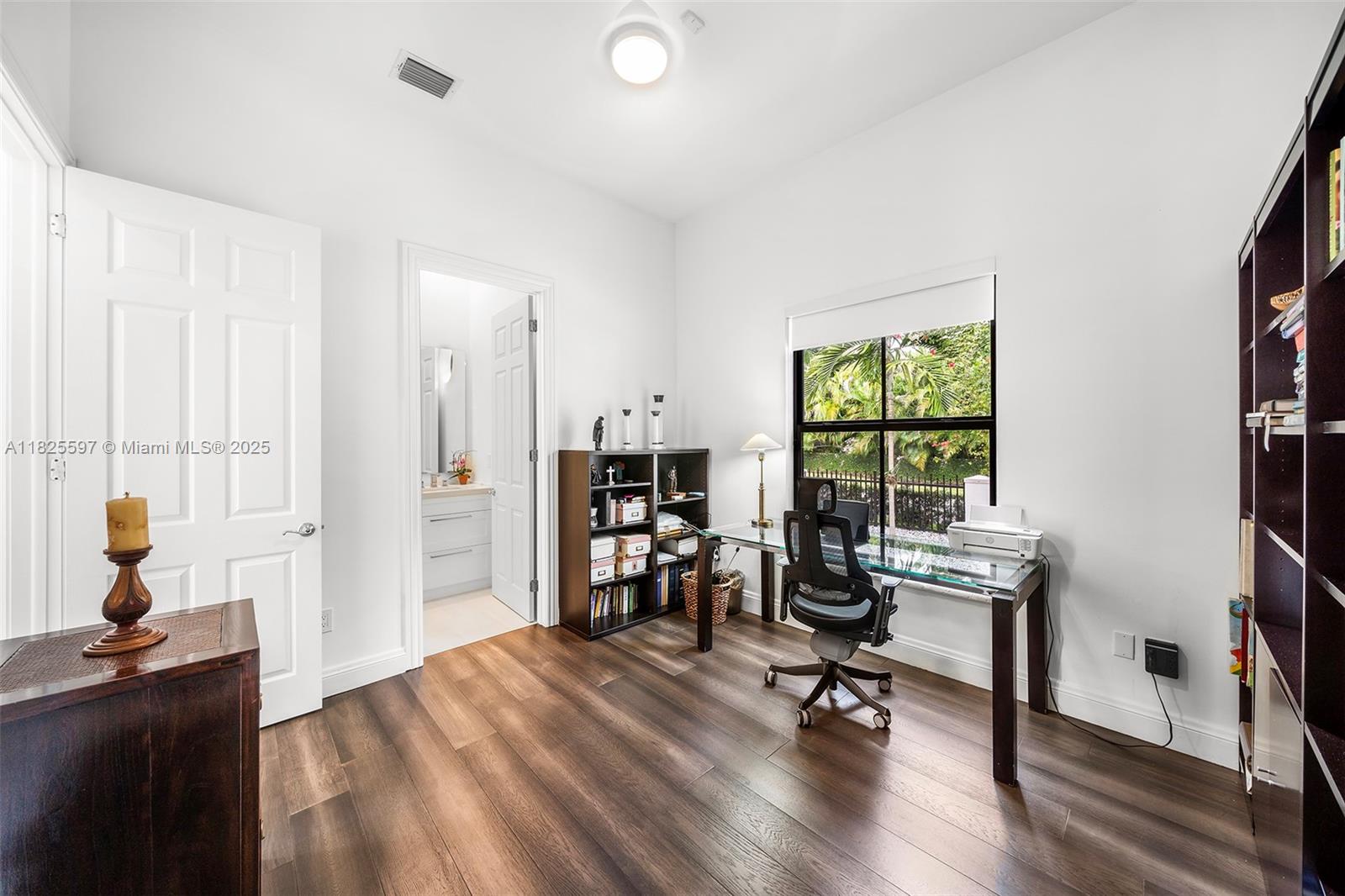 AMD & CORR PLAT OF SUNRIS - Residential Lease