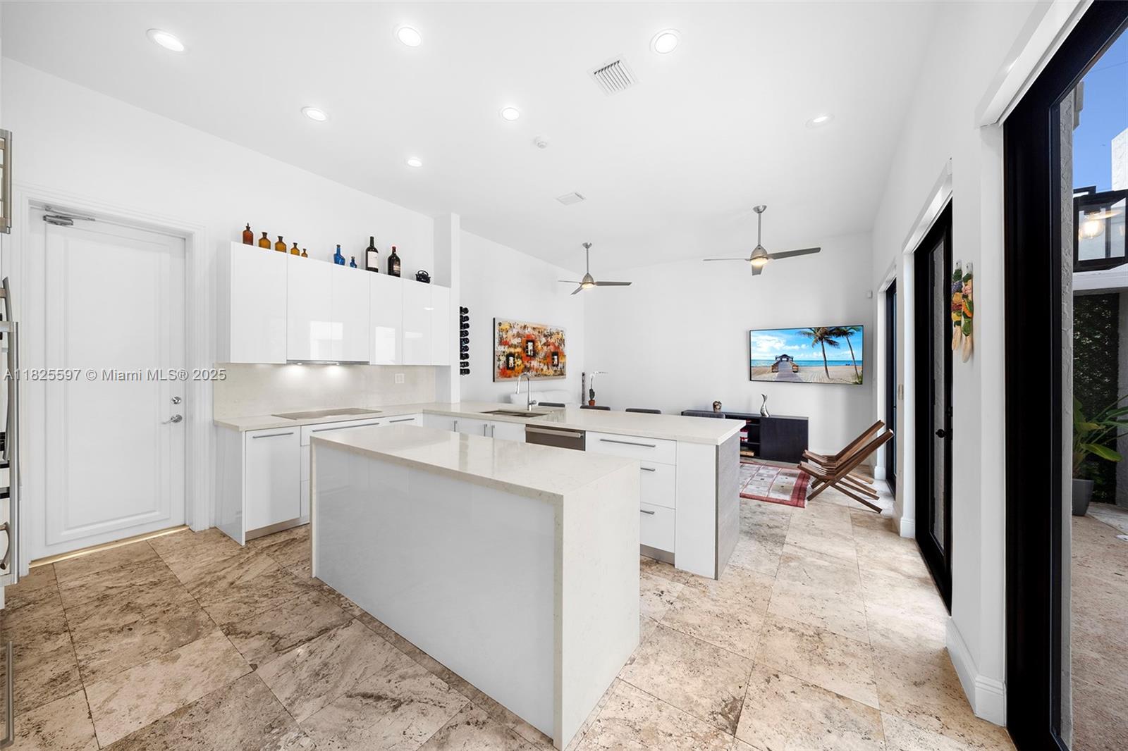 AMD & CORR PLAT OF SUNRIS - Residential Lease