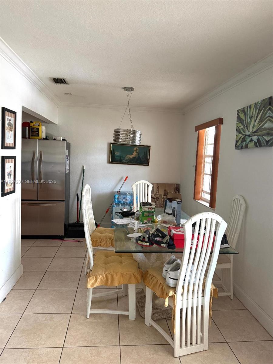 BROADMOOR MANOR - Residential