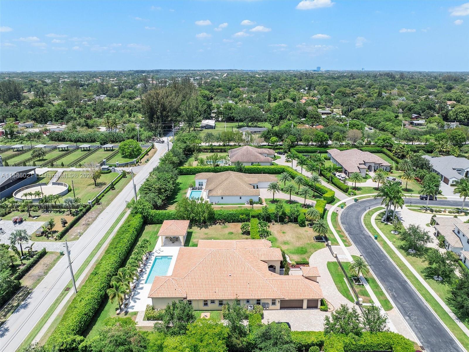 CHARLESTON OAKS - Residential