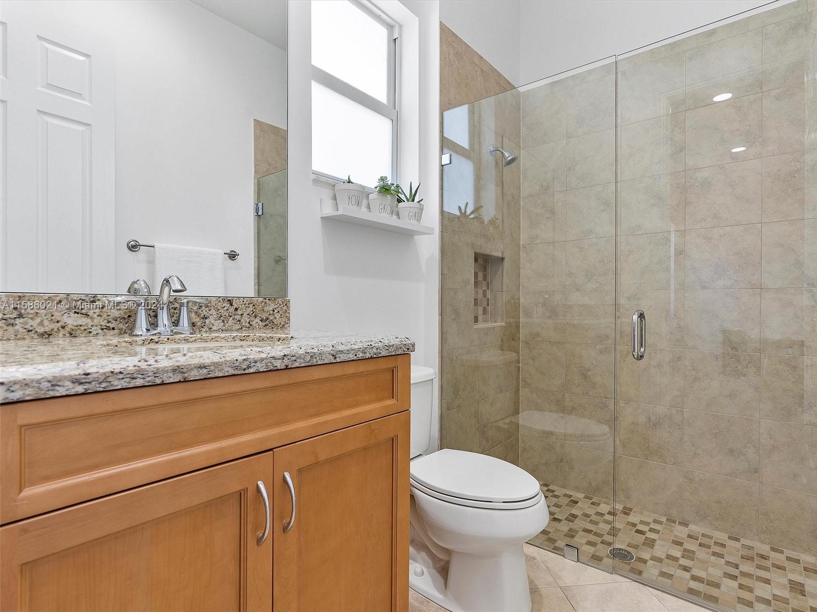 CHARLESTON OAKS - Residential