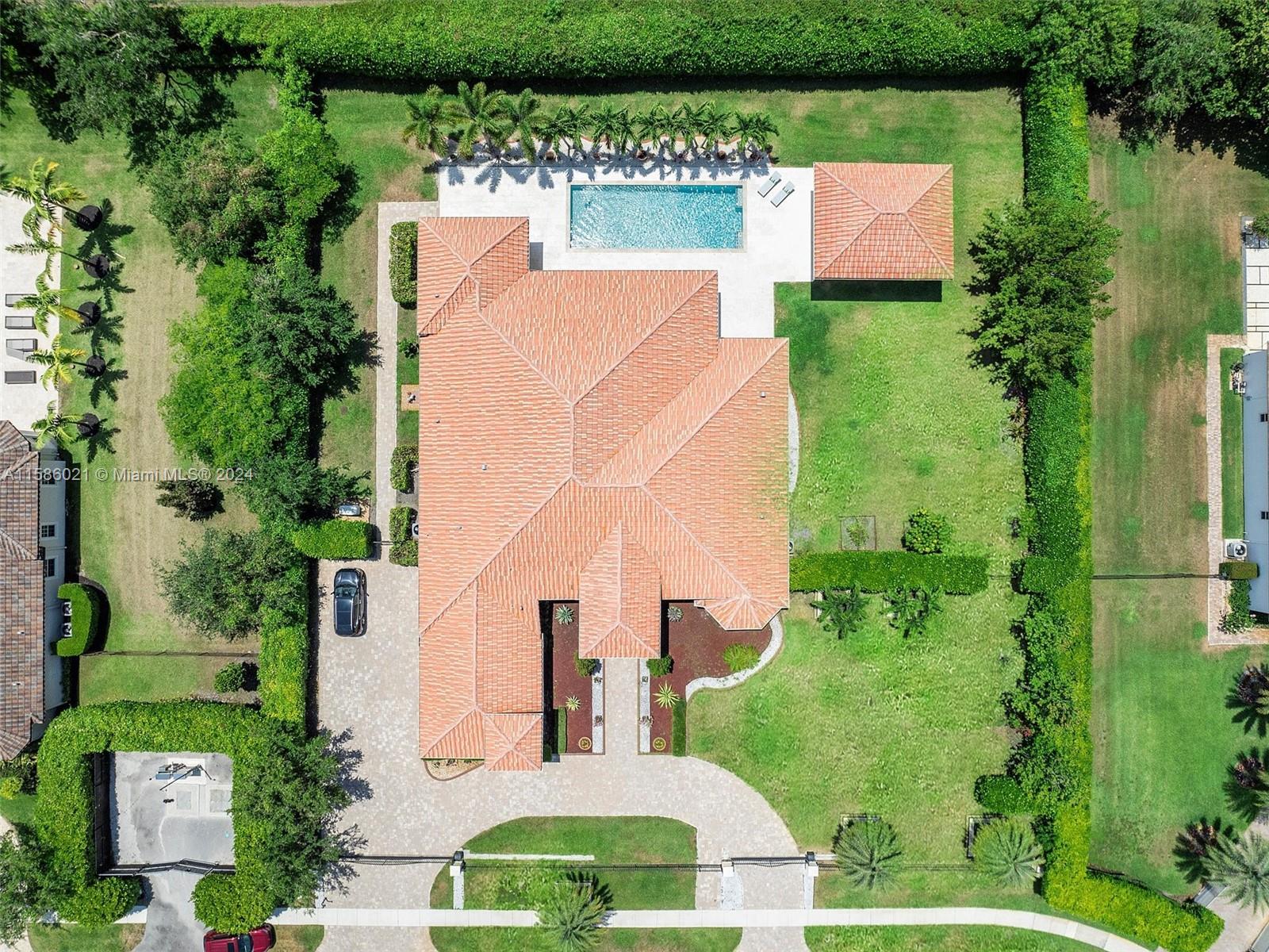 CHARLESTON OAKS - Residential