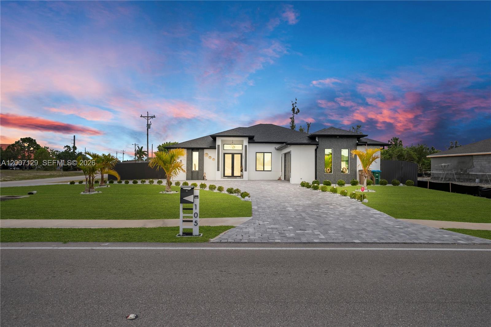 CAPE CORAL - Residential