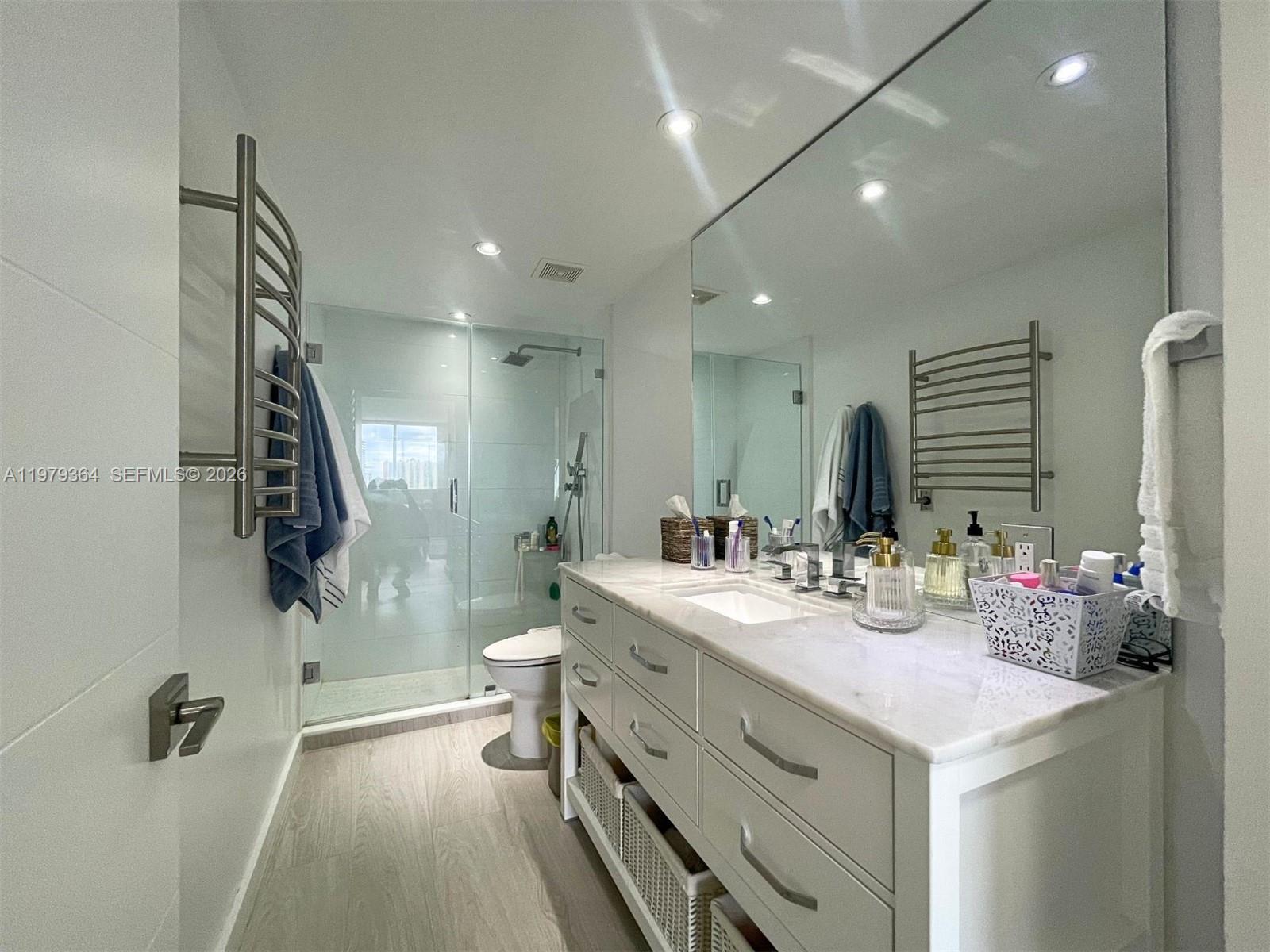 ARLEN HOUSE WEST CONDO - Residential Lease