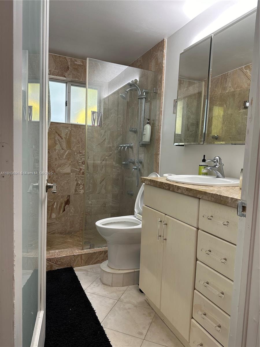 HARBOR BY THE SEA CO-OP - Residential Lease