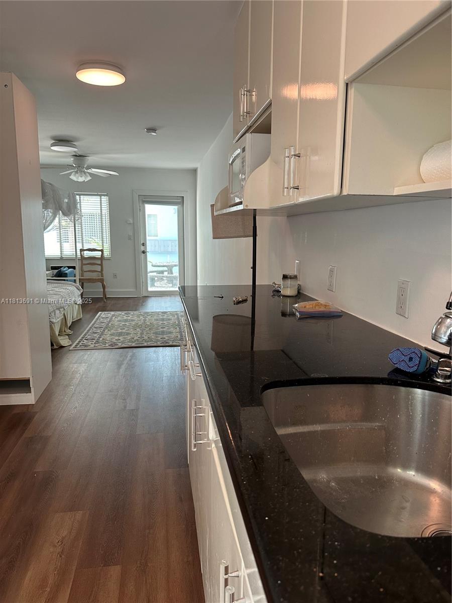 HARBOR BY THE SEA CO-OP - Residential Lease