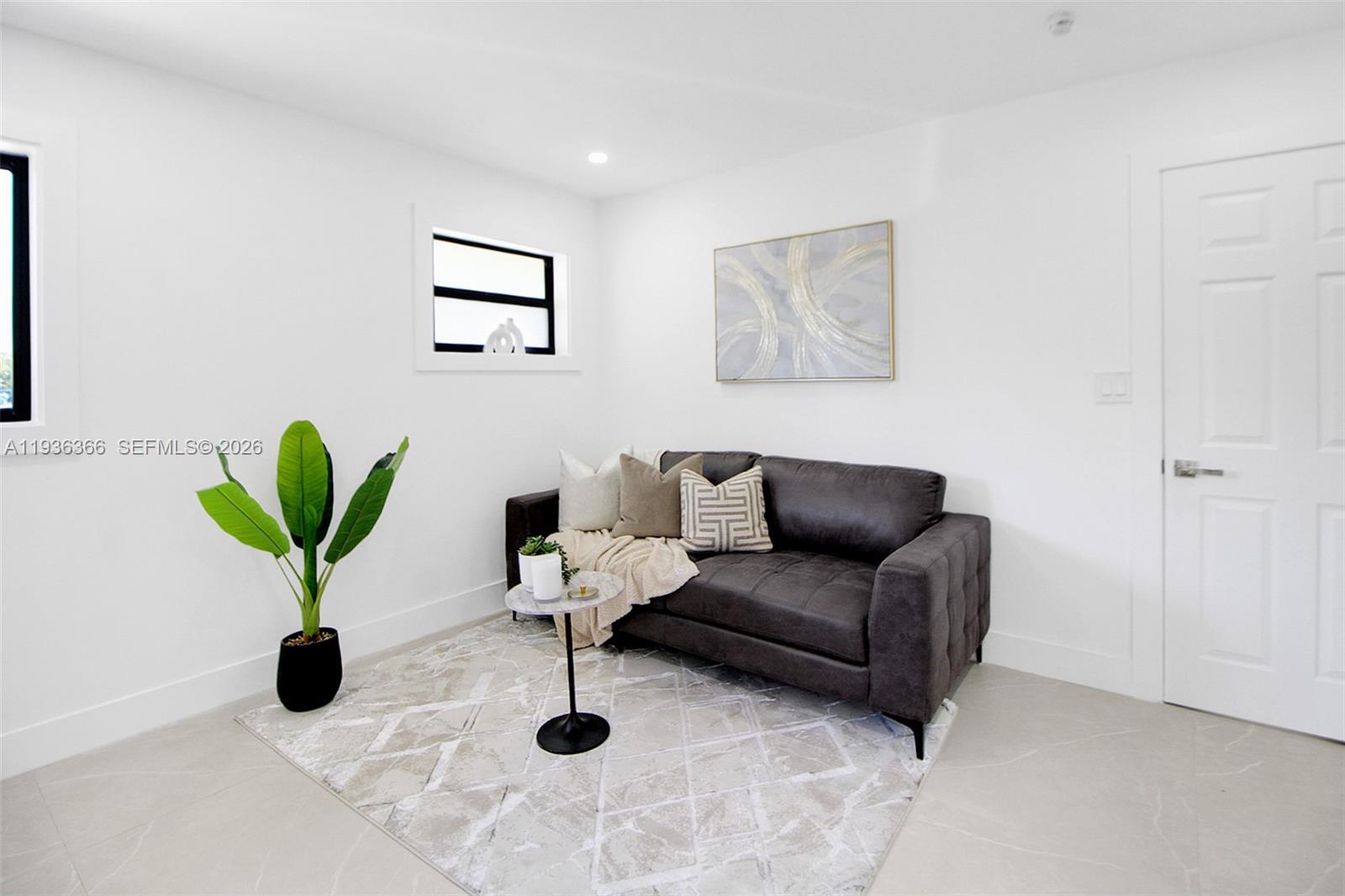 KENDALE LAKES SEC TWO - Residential