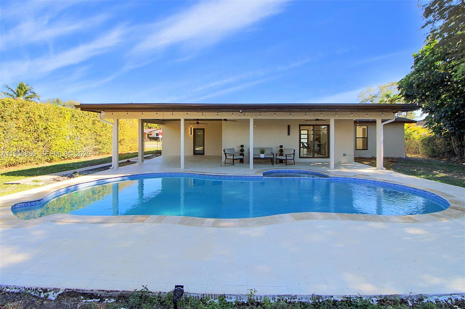 KENDALE LAKES SEC TWO - Residential