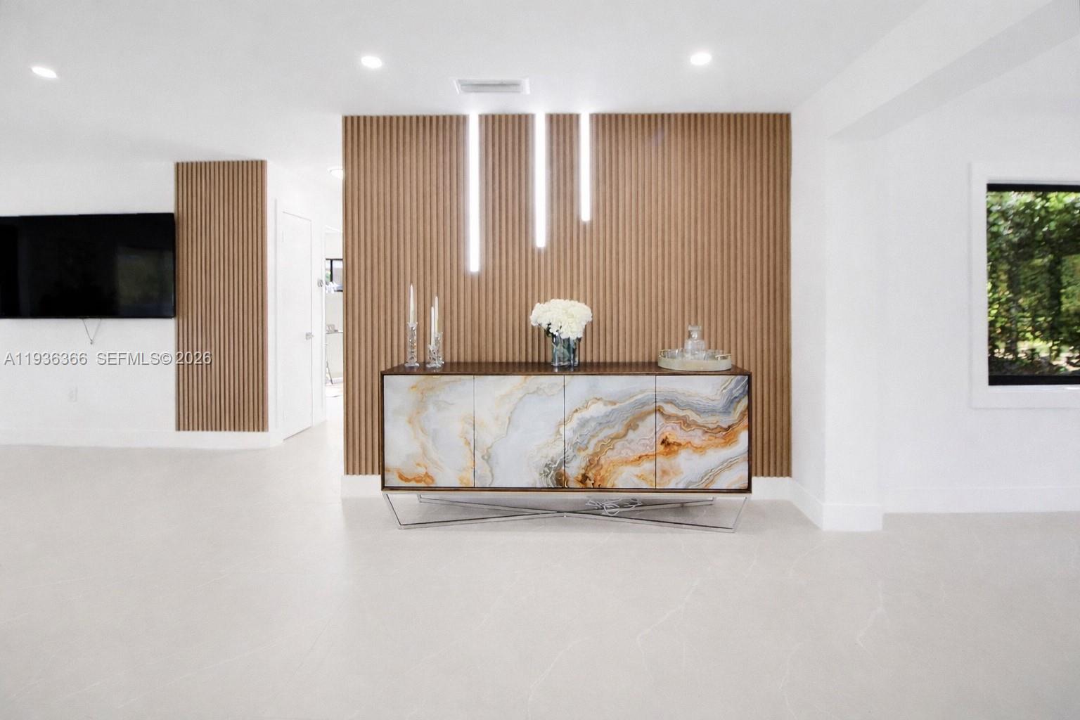 KENDALE LAKES SEC TWO - Residential