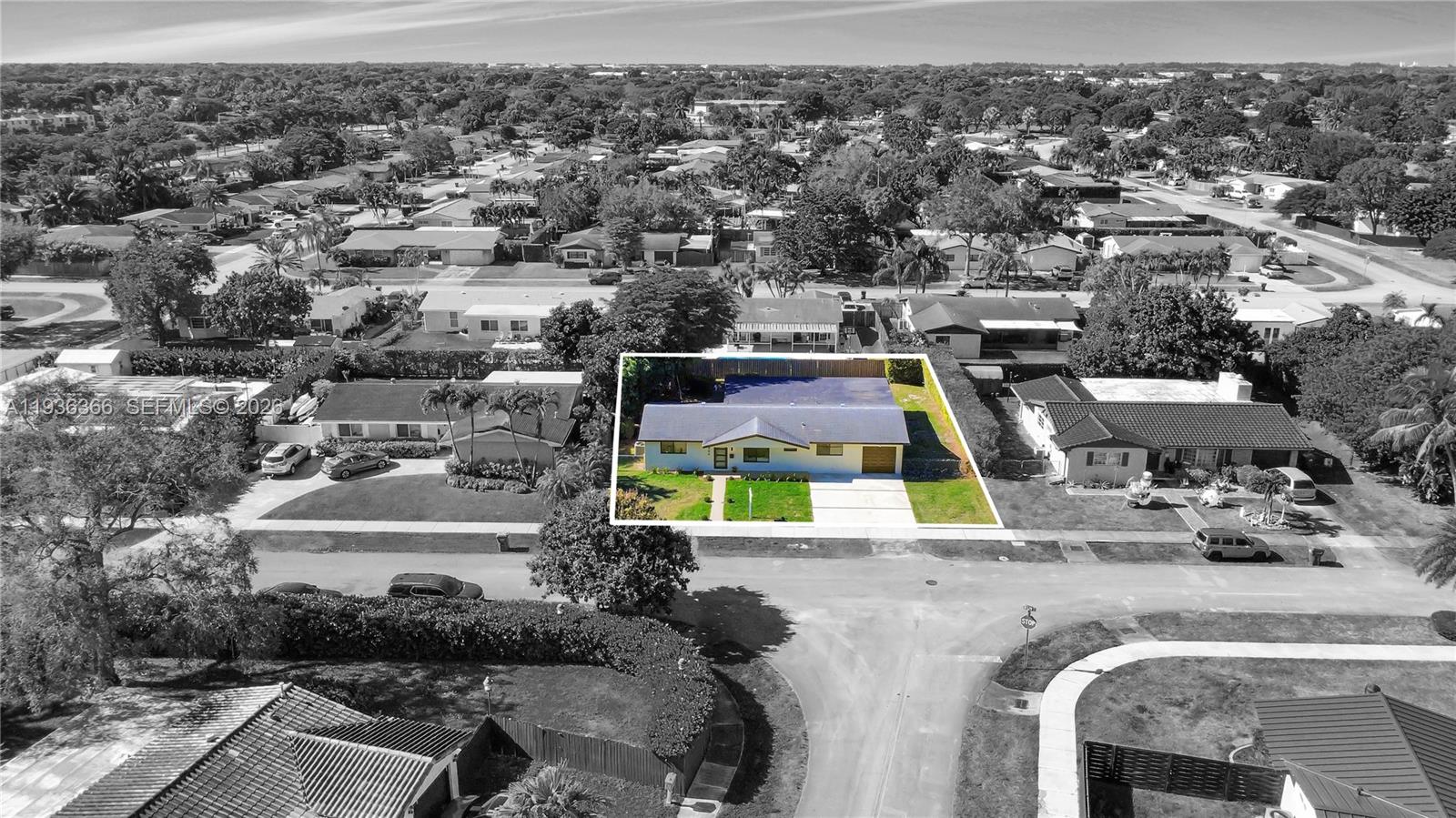 KENDALE LAKES SEC TWO - Residential