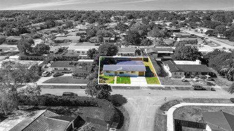 7904 SW 139th Ct Miami FL 33183