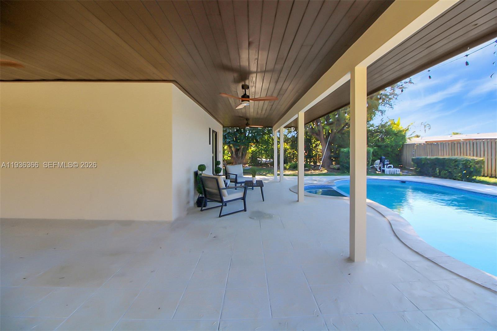 KENDALE LAKES SEC TWO - Residential