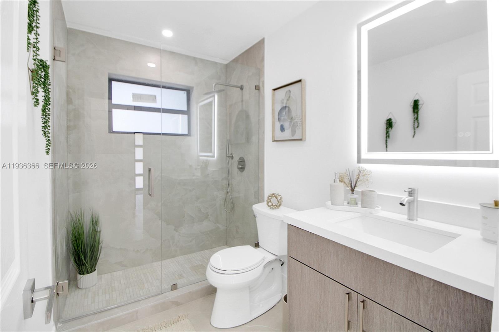 KENDALE LAKES SEC TWO - Residential