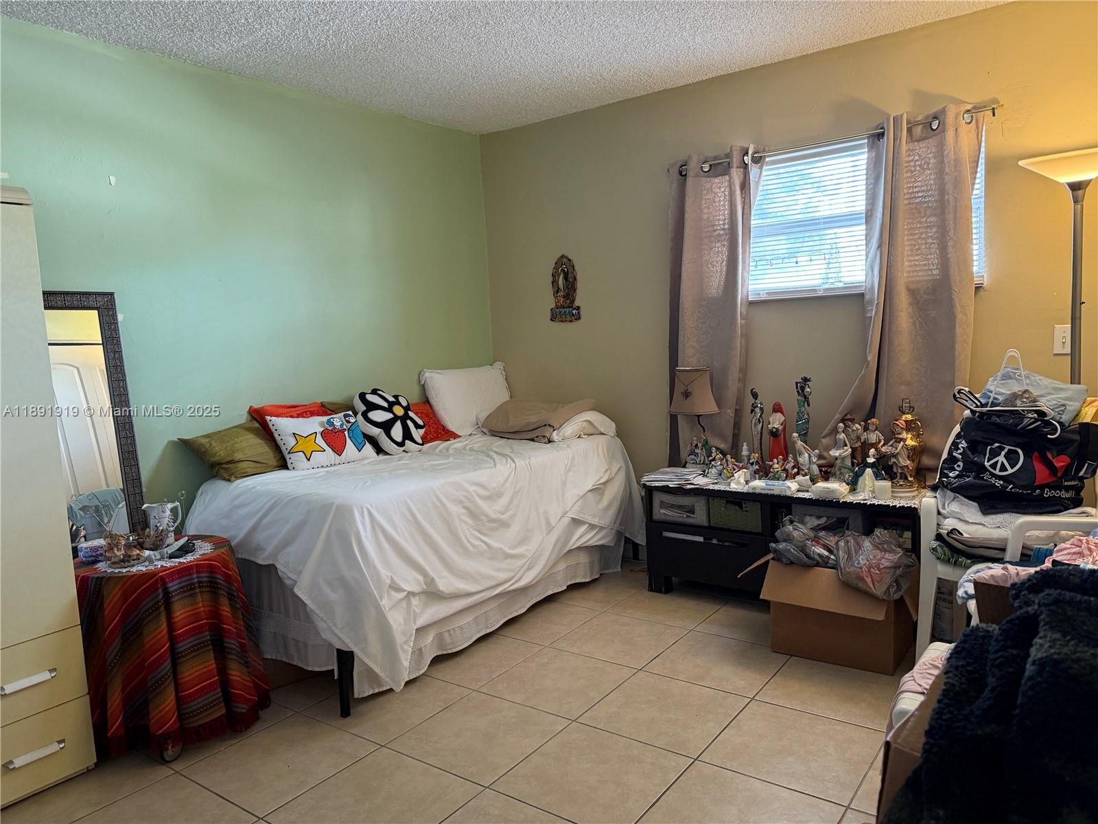 L'SOLEI AT HALLANDALE BEAC - Residential
