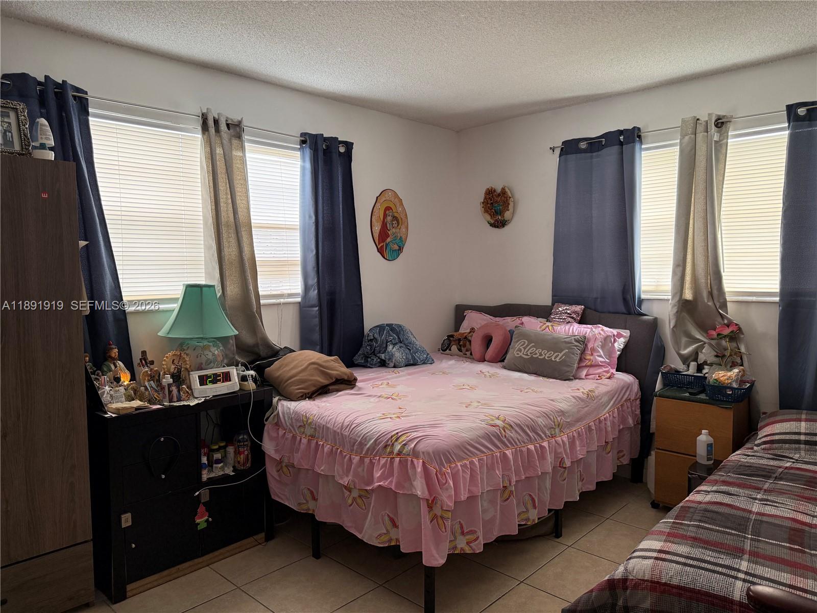 L'SOLEI AT HALLANDALE BEAC - Residential