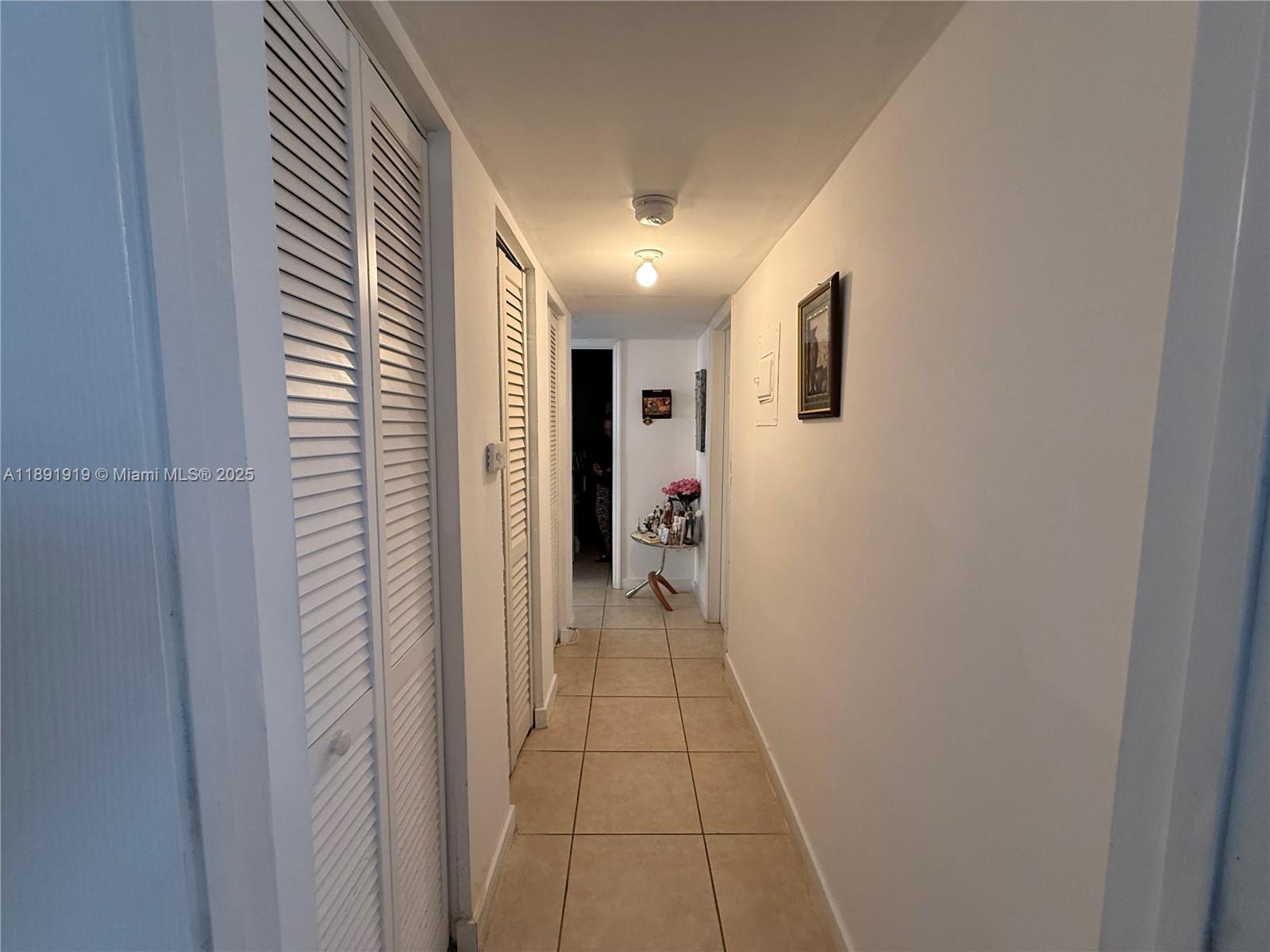 L'SOLEI AT HALLANDALE BEAC - Residential