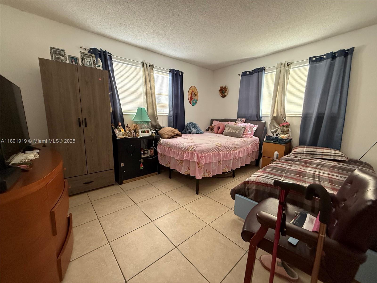 L'SOLEI AT HALLANDALE BEAC - Residential