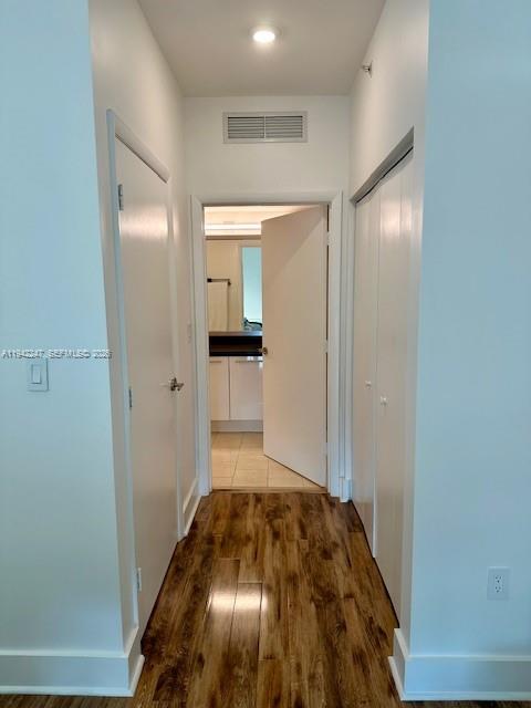 IVY CONDO - Residential Lease