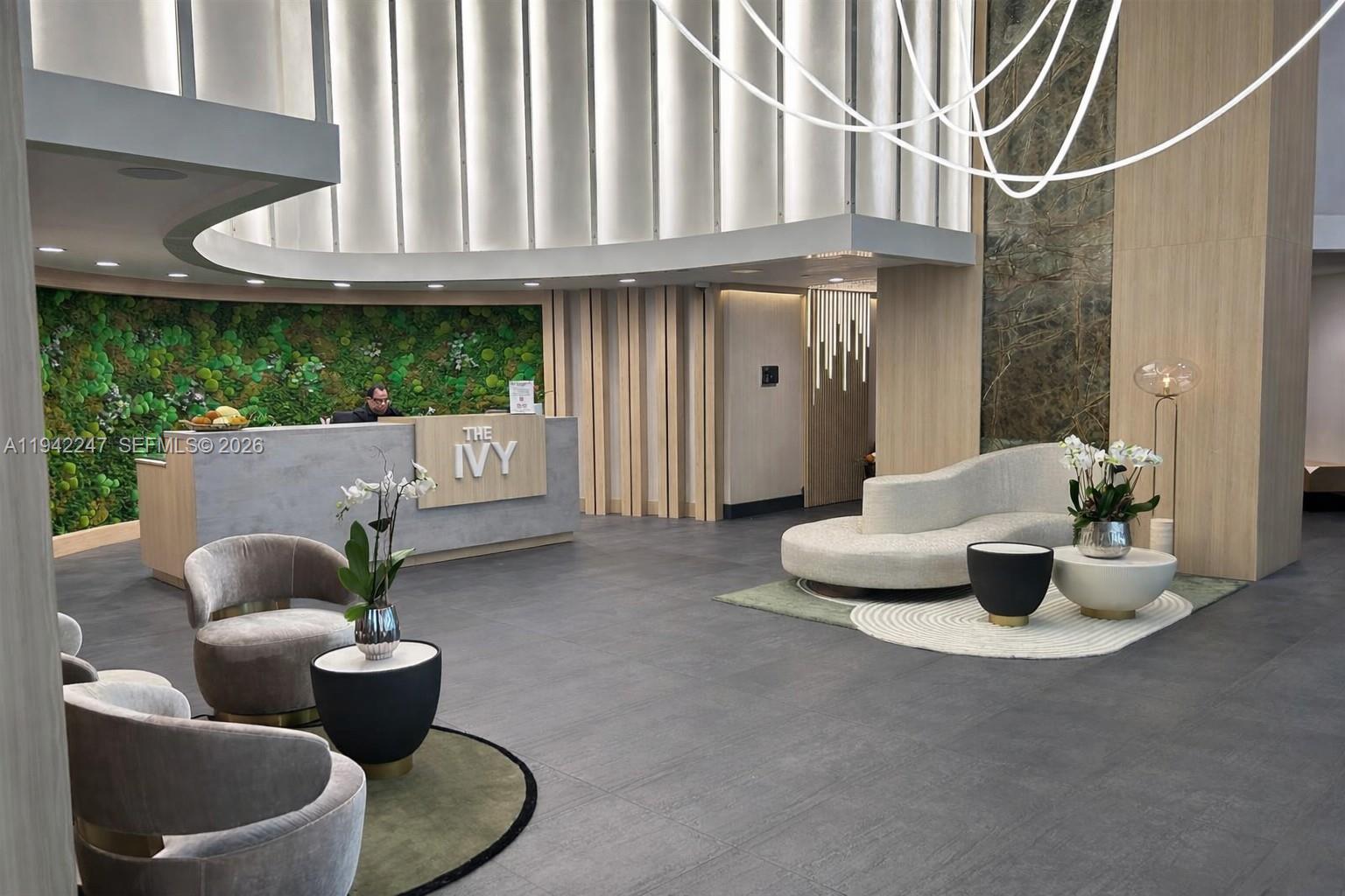 IVY CONDO - Residential Lease