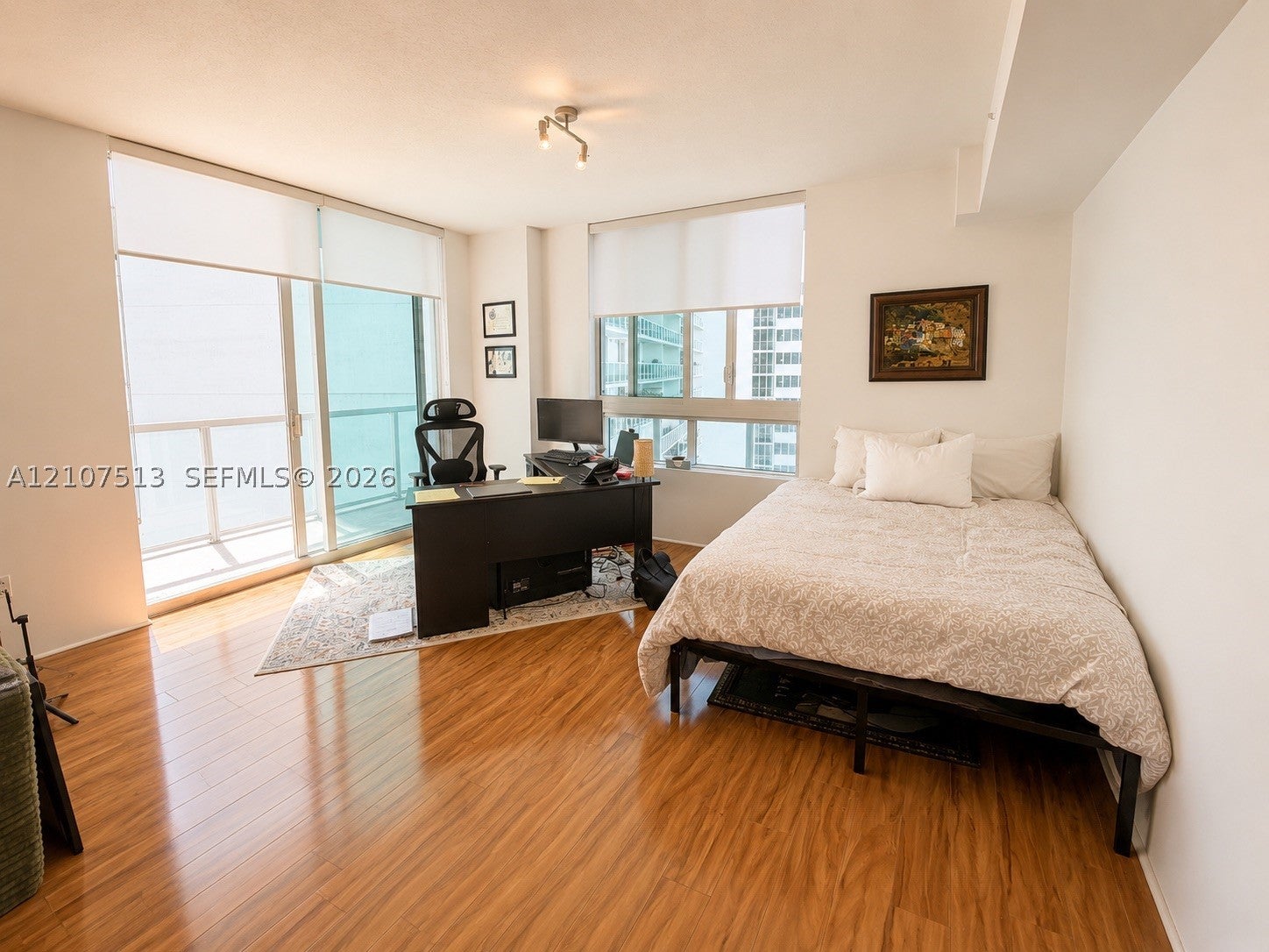 1900 N Bayshore Dr 3005