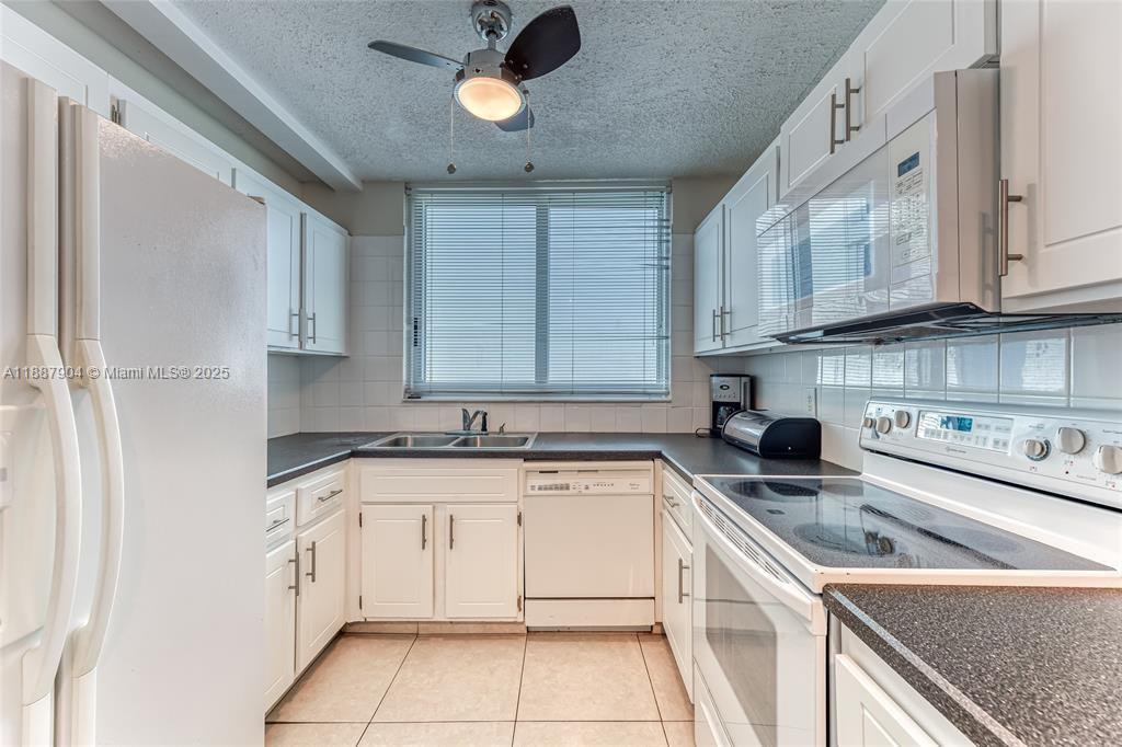 RENAISSANCE OF POMPANO BE - Residential