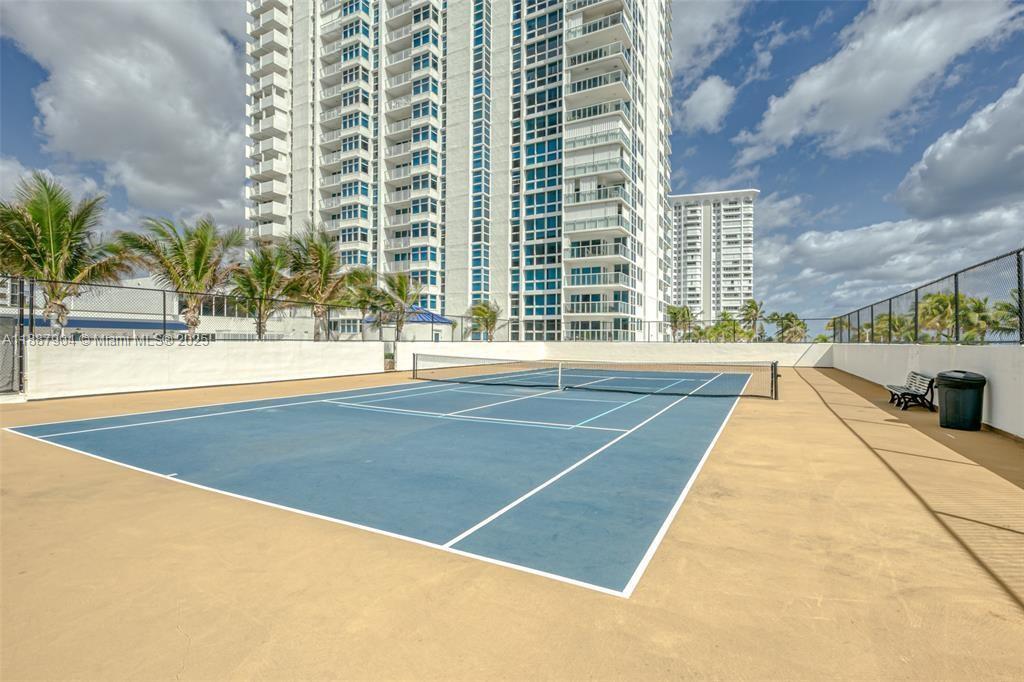 RENAISSANCE OF POMPANO BE - Residential